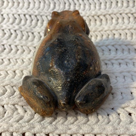 Vintage Japanese Ceramic or Porcelain Toad Frog Hirado Style Made In Japan - Picture 4 of 9